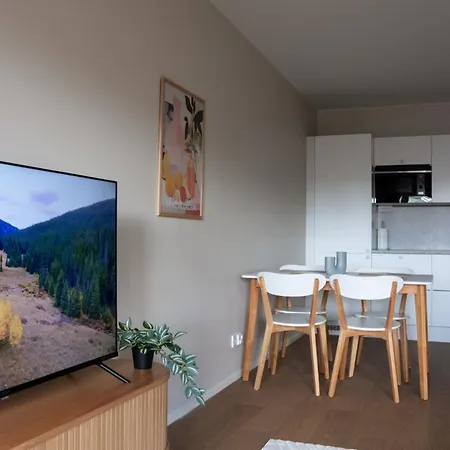 Apartamento Freshly Renovated 2-bedroom In Centrum Lahti