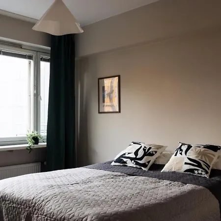 Freshly Renovated 2-bedroom In Centrum